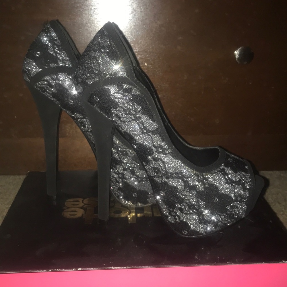 Peep toe heels
